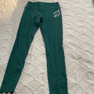 Green peloton leggings